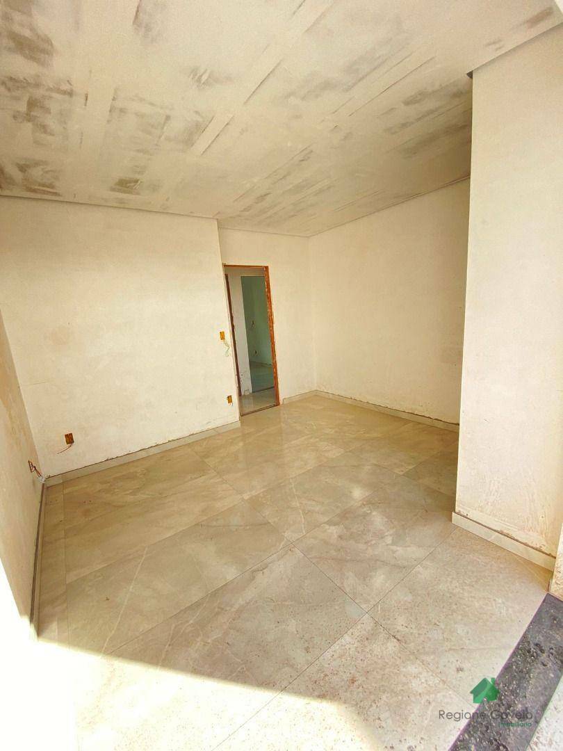 Casa à venda com 3 quartos, 110m² - Foto 19