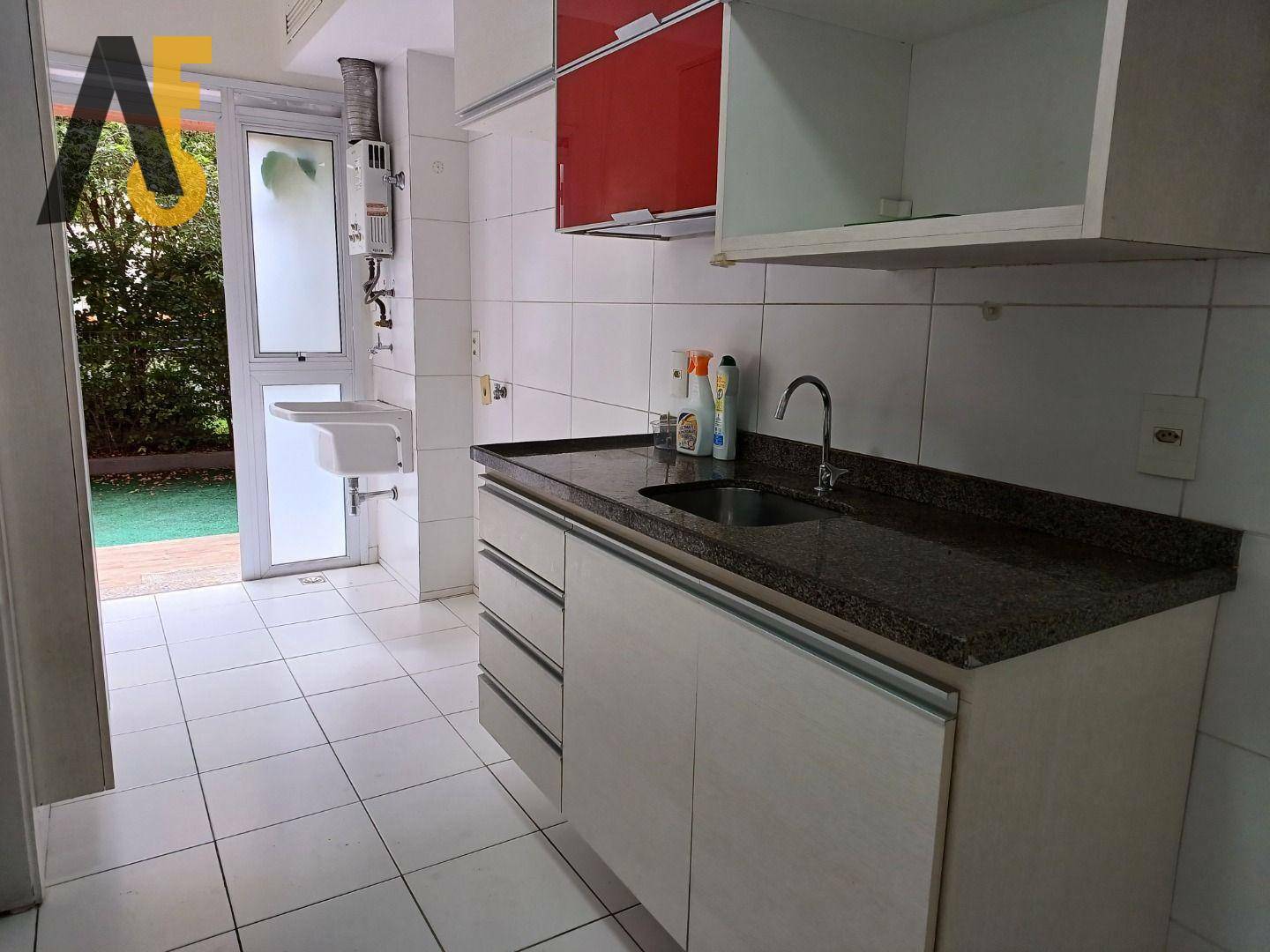 Apartamento à venda com 3 quartos, 83m² - Foto 13