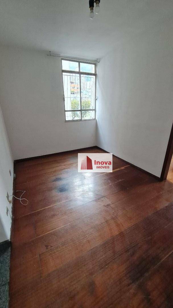 Apartamento à venda com 2 quartos, 60m² - Foto 5