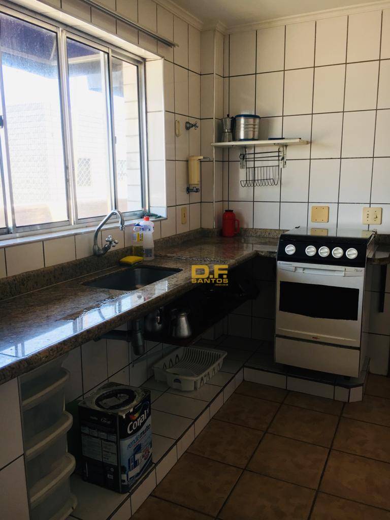 Apartamento à venda com 2 quartos, 64m² - Foto 5