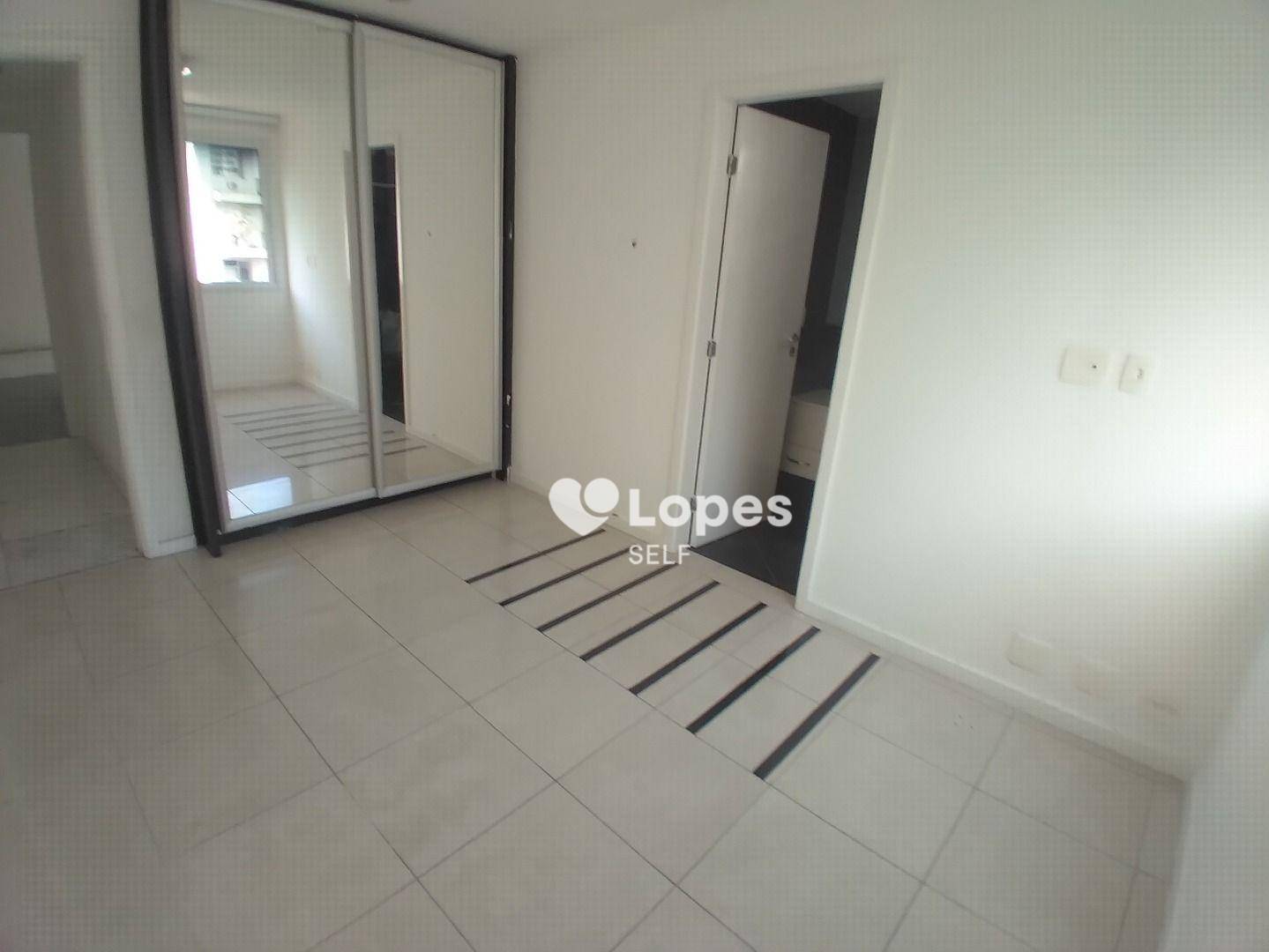 Apartamento à venda com 3 quartos, 130m² - Foto 11