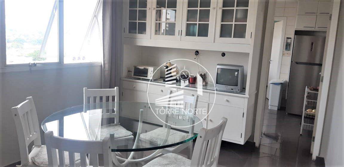 Apartamento à venda com 4 quartos, 240m² - Foto 27