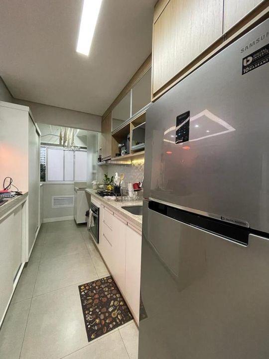 Apartamento à venda com 2 quartos, 67m² - Foto 11