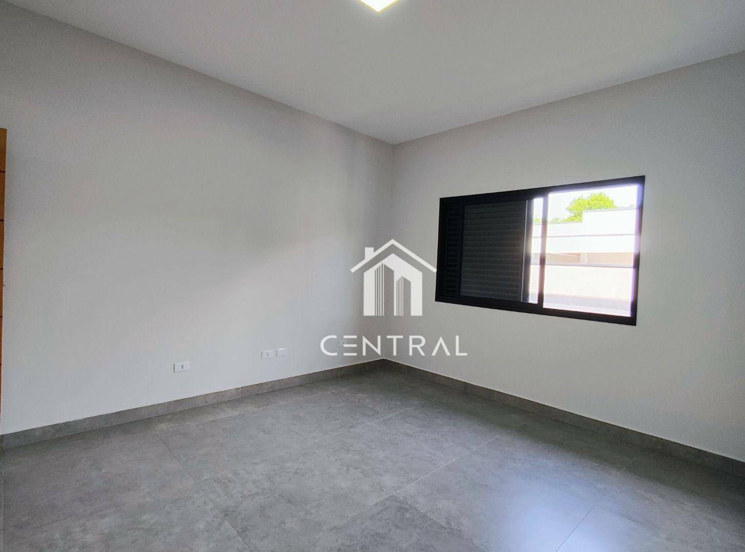 Sobrado à venda com 4 quartos, 360m² - Foto 35