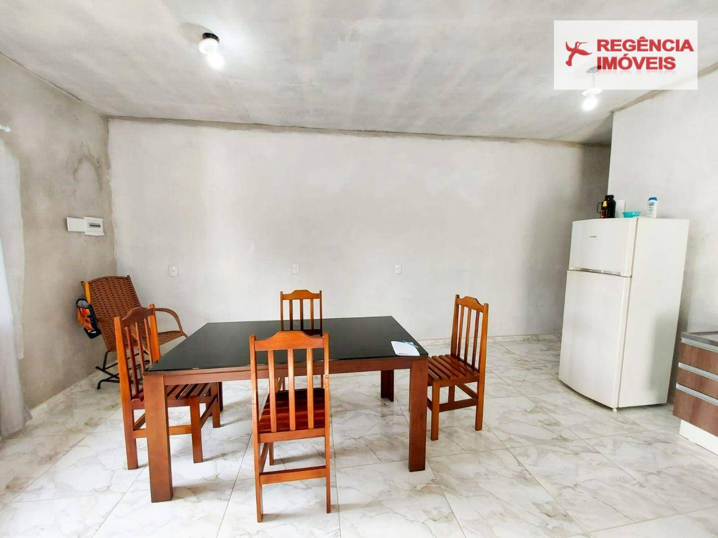 Casa à venda com 2 quartos, 110m² - Foto 13