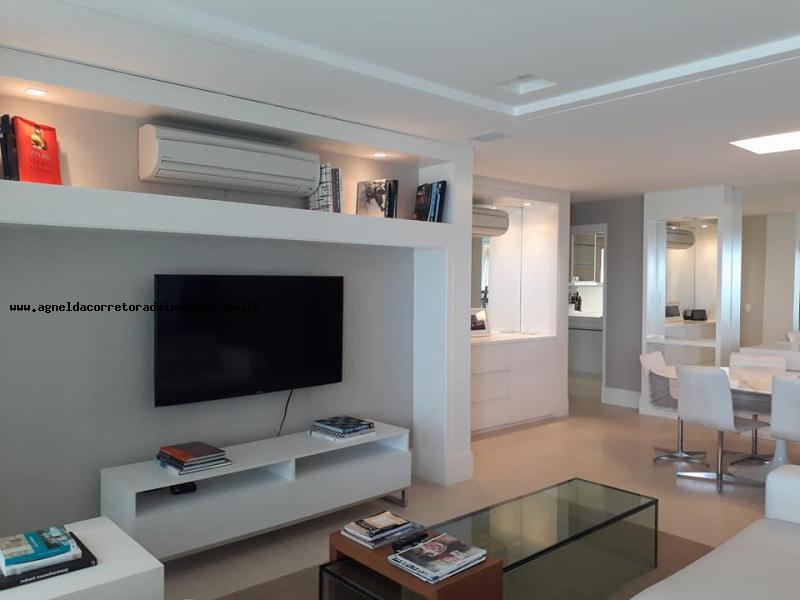 Apartamento à venda com 4 quartos, 282m² - Foto 11