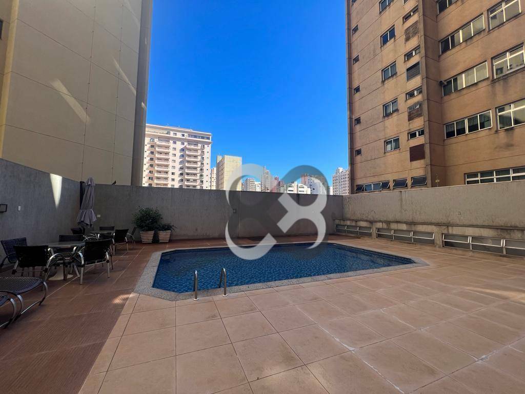 Apartamento à venda com 3 quartos, 208m² - Foto 33