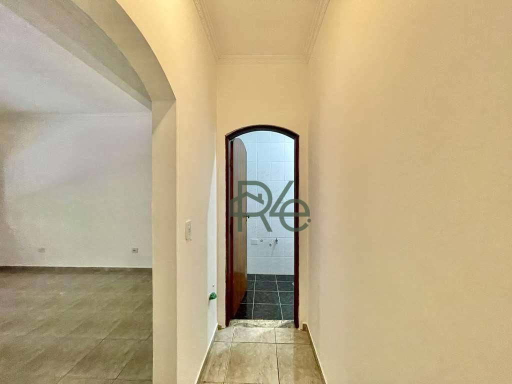 Casa à venda com 3 quartos, 230m² - Foto 22