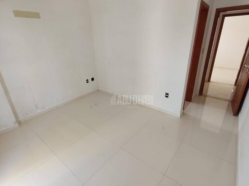 Apartamento à venda com 3 quartos, 129m² - Foto 3