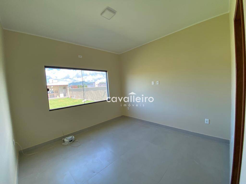 Casa à venda com 3 quartos, 98m² - Foto 15