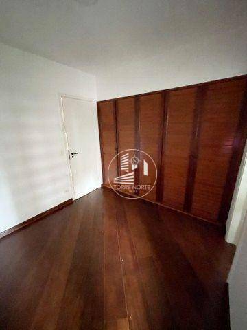 Apartamento à venda com 2 quartos, 70m² - Foto 12