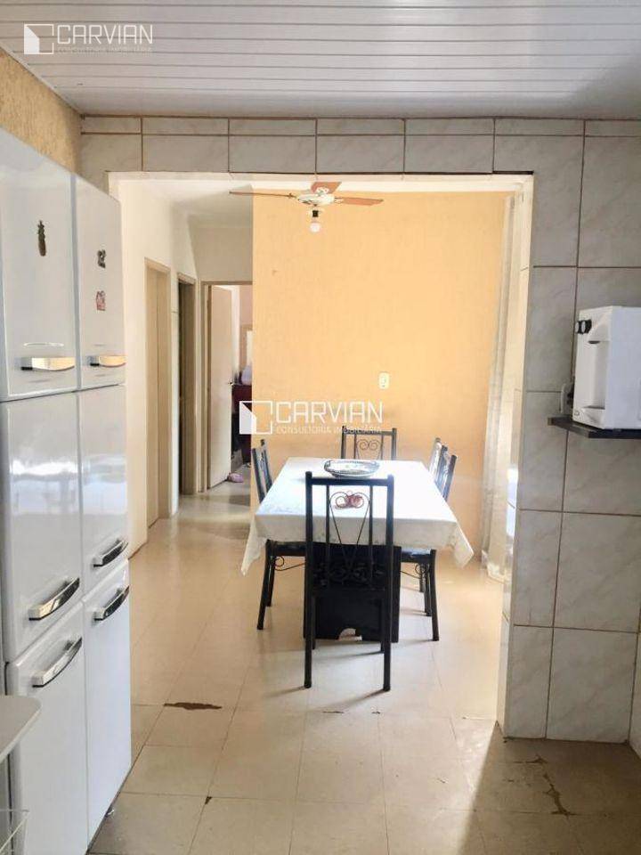 Casa à venda com 4 quartos, 150m² - Foto 6