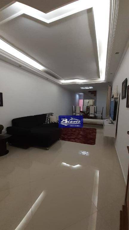 Sobrado à venda com 4 quartos, 181m² - Foto 1