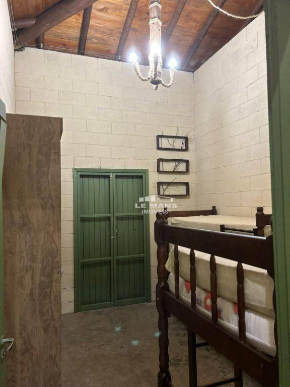 Chácara à venda com 4 quartos, 130m² - Foto 18