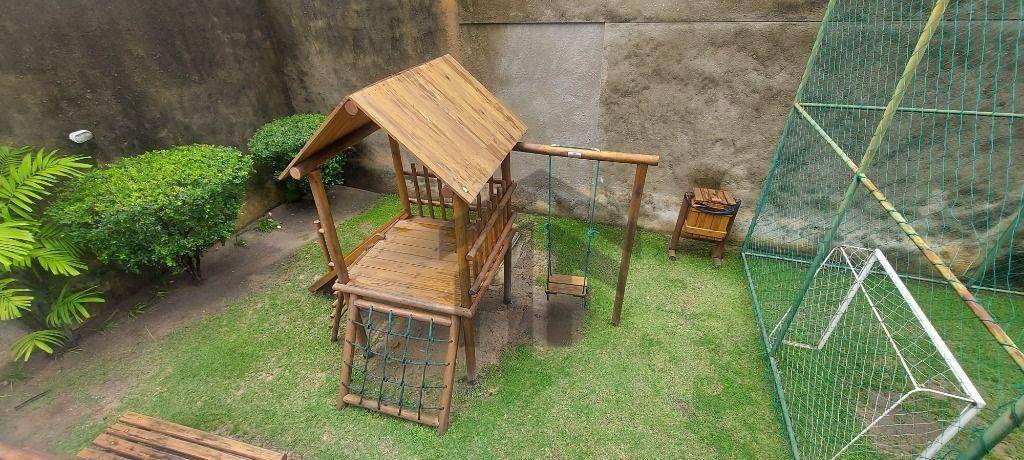 Apartamento para alugar com 4 quartos, 145m² - Foto 3