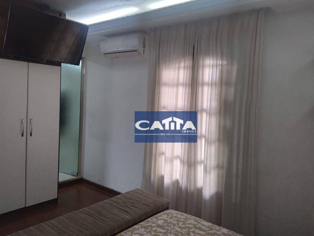 Sobrado à venda com 4 quartos, 240m² - Foto 17