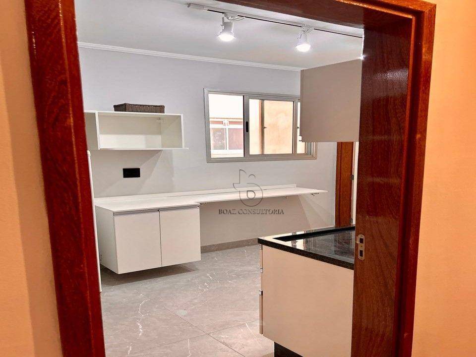 Apartamento à venda com 2 quartos, 68m² - Foto 4