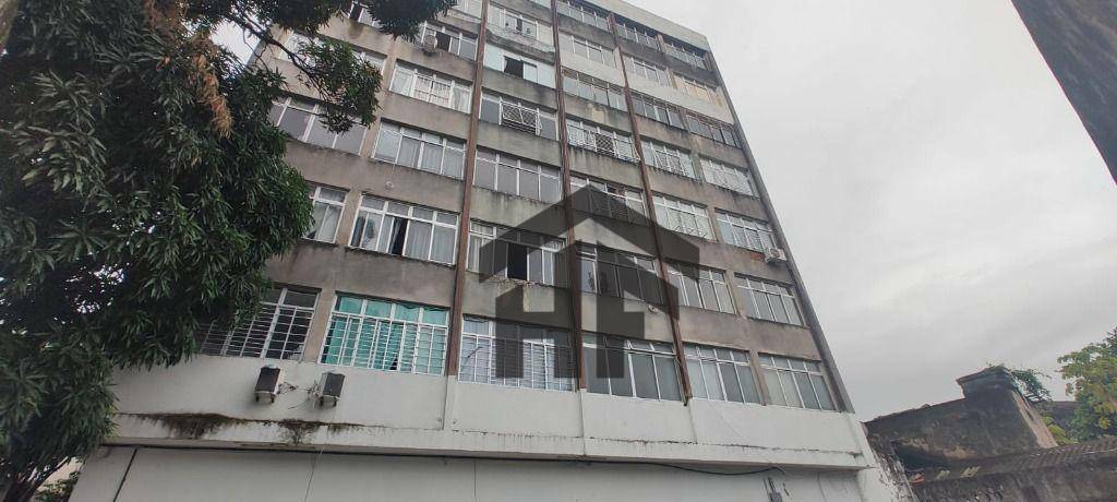 Apartamento à venda e aluguel com 2 quartos, 70m² - Foto 20