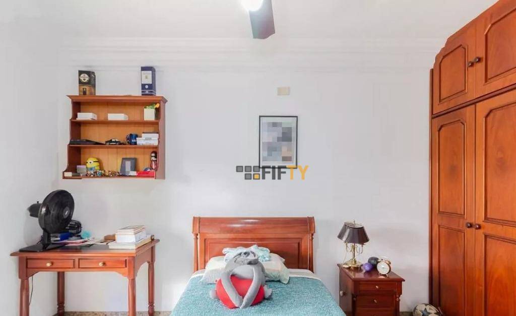 Apartamento à venda com 4 quartos, 236m² - Foto 11