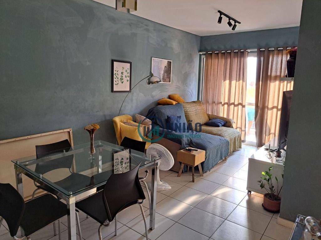 Apartamento à venda com 3 quartos, 83m² - Foto 1