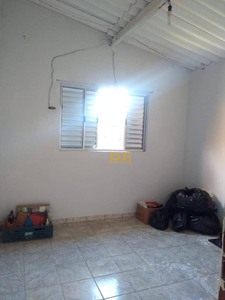 Casa à venda com 1 quarto, 50m² - Foto 11