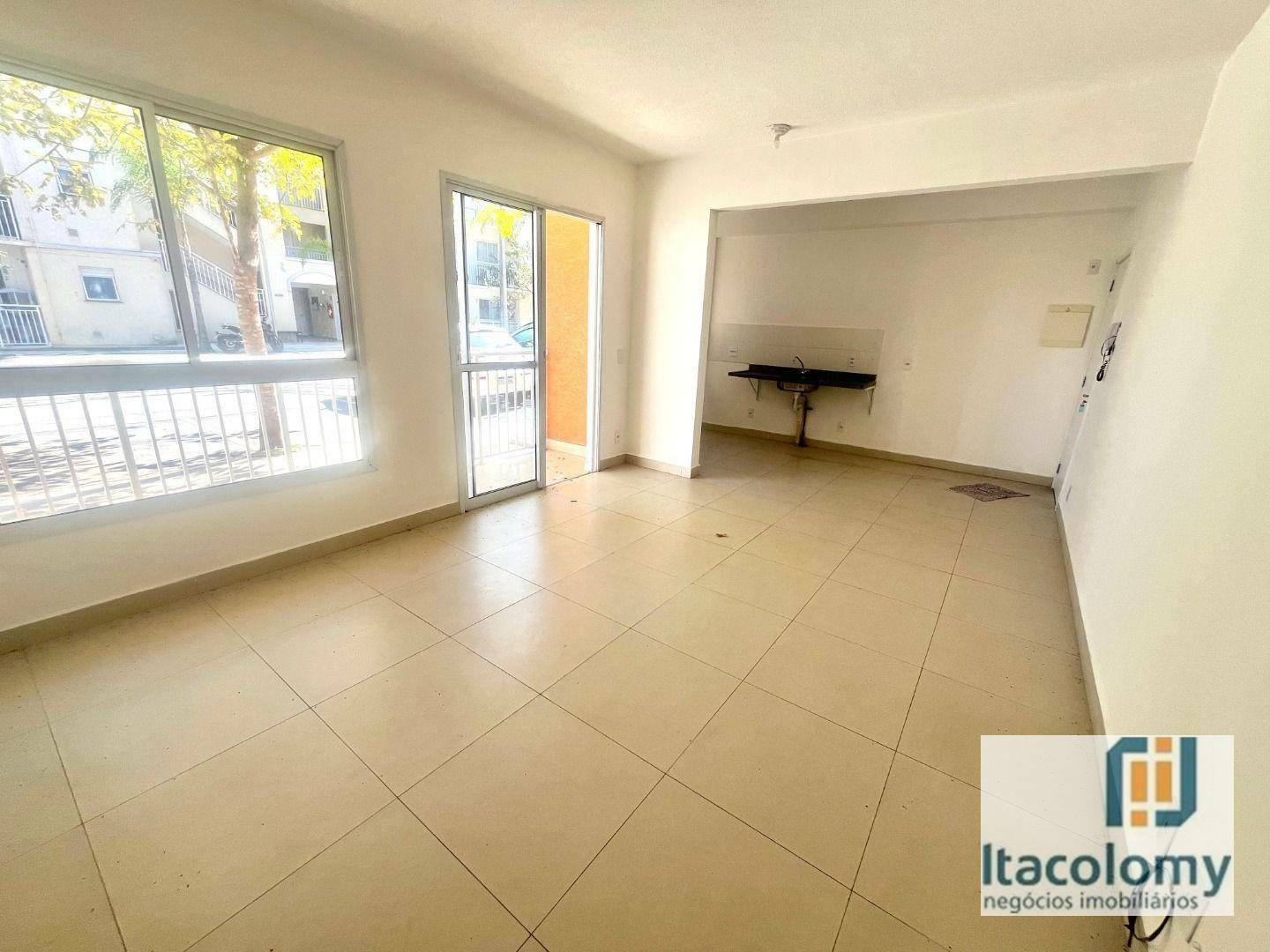 Apartamento à venda com 3 quartos, 76m² - Foto 1