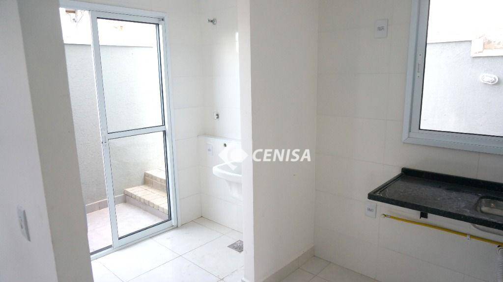 Apartamento à venda com 3 quartos, 121m² - Foto 4