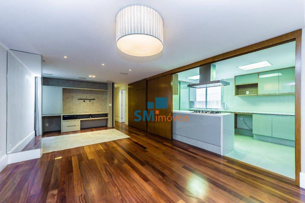 Apartamento à venda com 3 quartos, 140m² - Foto 2