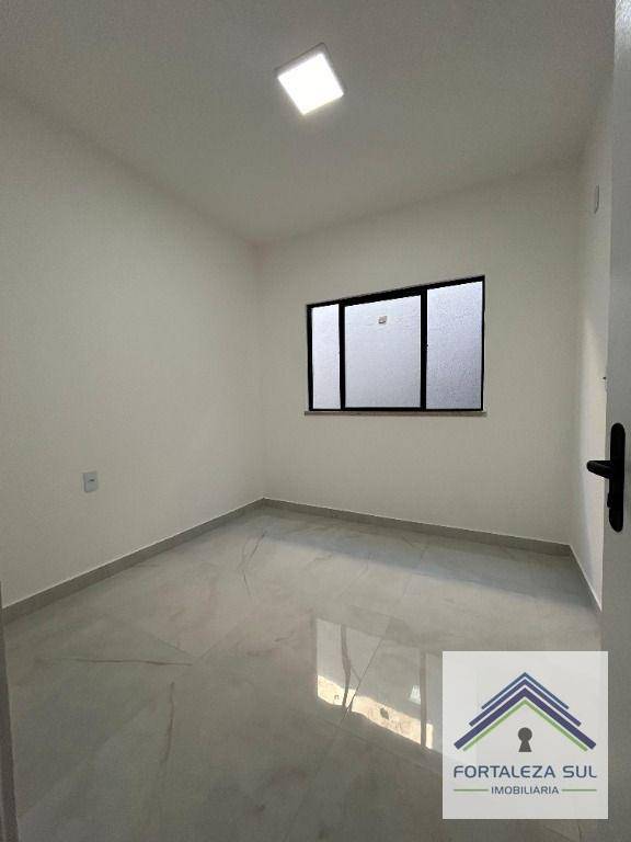 Casa à venda com 2 quartos, 82m² - Foto 9