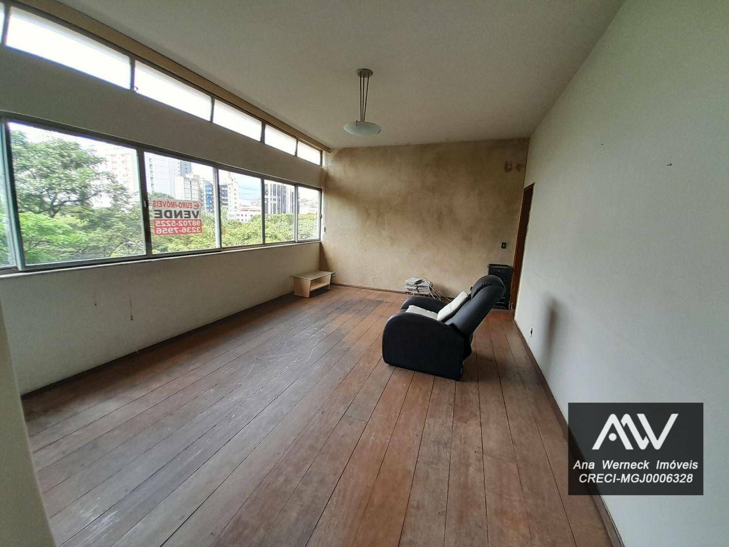 Apartamento à venda com 5 quartos, 180m² - Foto 5