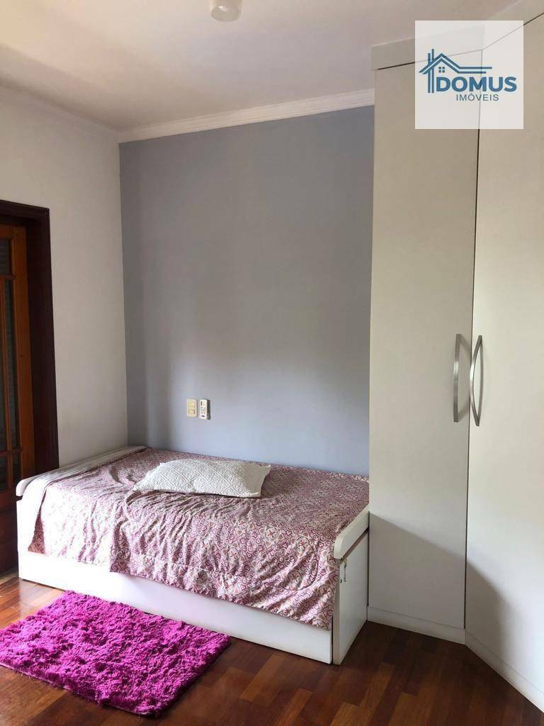 Sobrado à venda com 3 quartos, 308m² - Foto 32