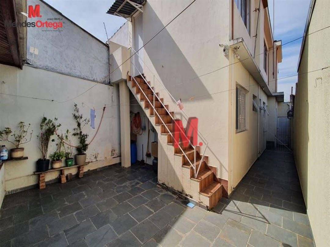 Casa à venda com 3 quartos, 197m² - Foto 25