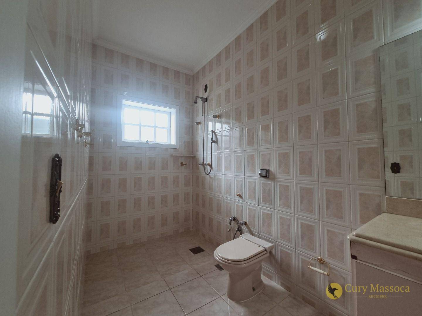 Casa de Condomínio à venda e aluguel com 4 quartos, 310m² - Foto 43