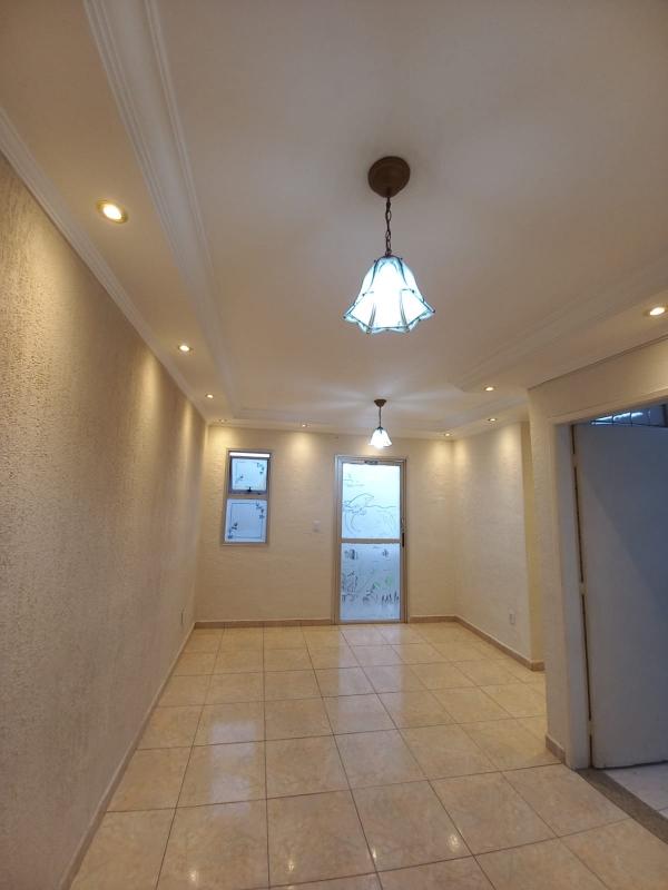 Apartamento à venda com 2 quartos, 64m² - Foto 1