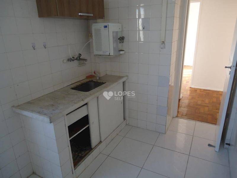 Apartamento à venda com 2 quartos, 60m² - Foto 7