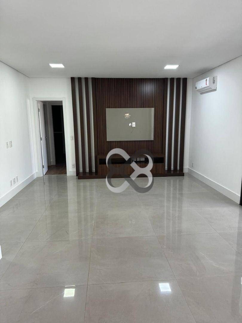 Apartamento para alugar com 3 quartos, 167m² - Foto 1