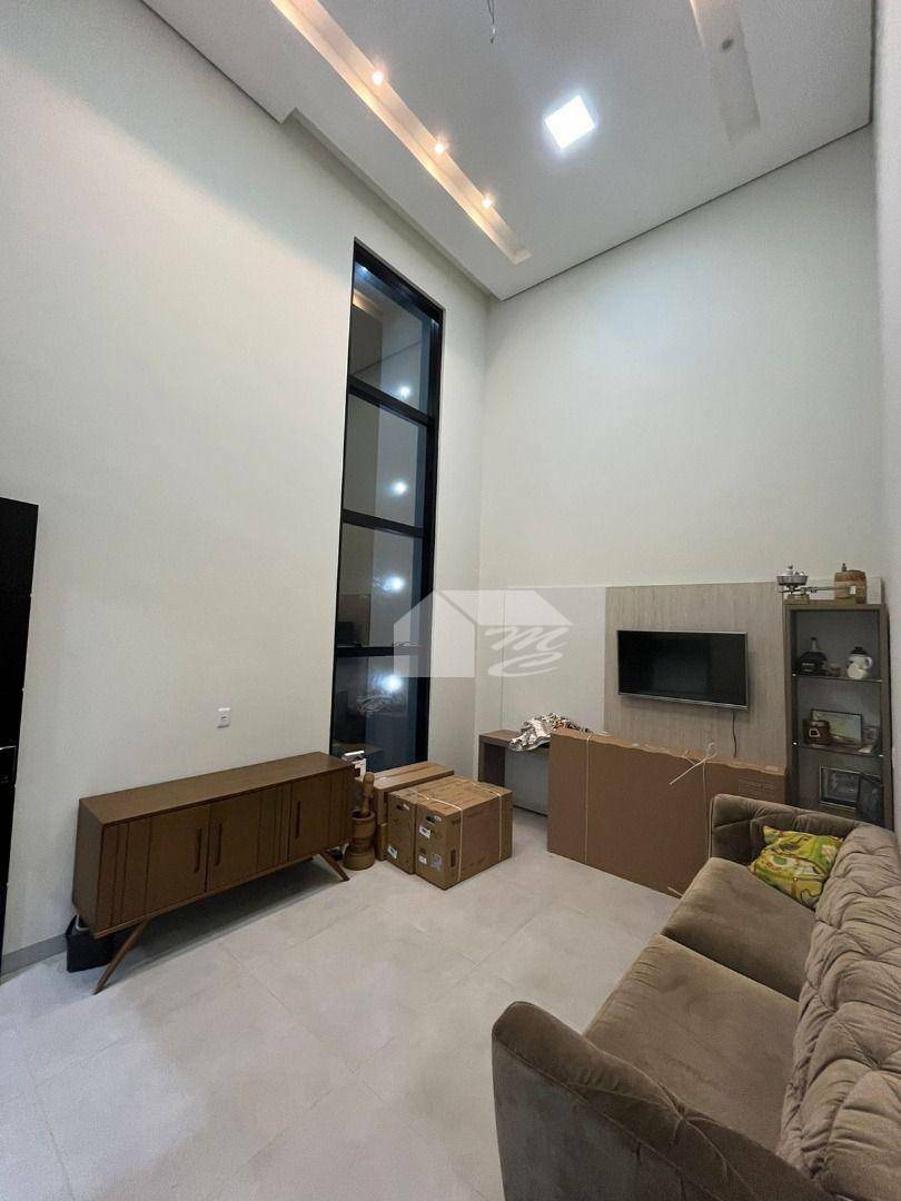 Casa à venda com 3 quartos, 158m² - Foto 4