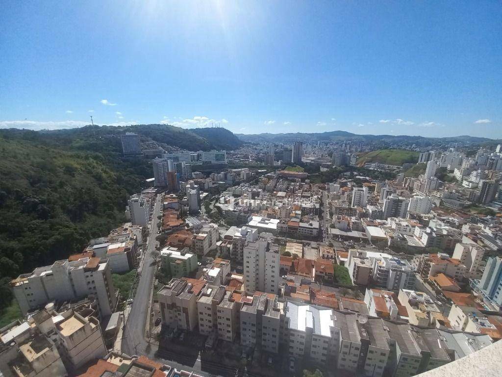Cobertura à venda com 4 quartos, 300m² - Foto 47