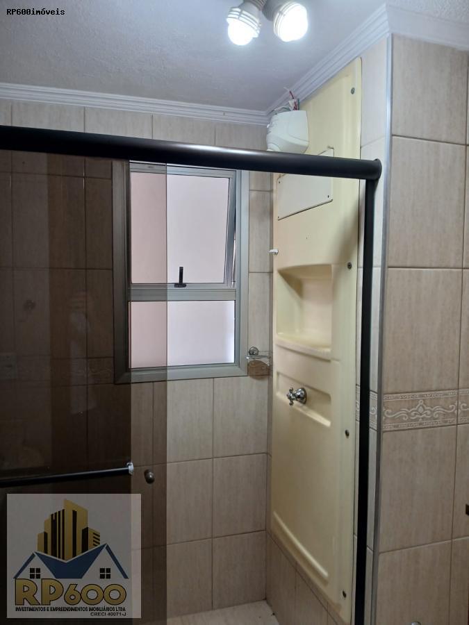 Apartamento à venda com 2 quartos, 72m² - Foto 4