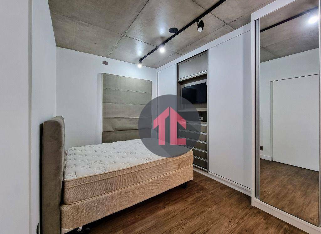 Apartamento para alugar com 2 quartos, 70m² - Foto 10