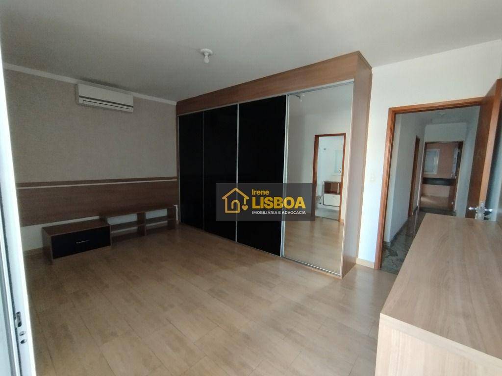 Sobrado à venda com 3 quartos, 200m² - Foto 29