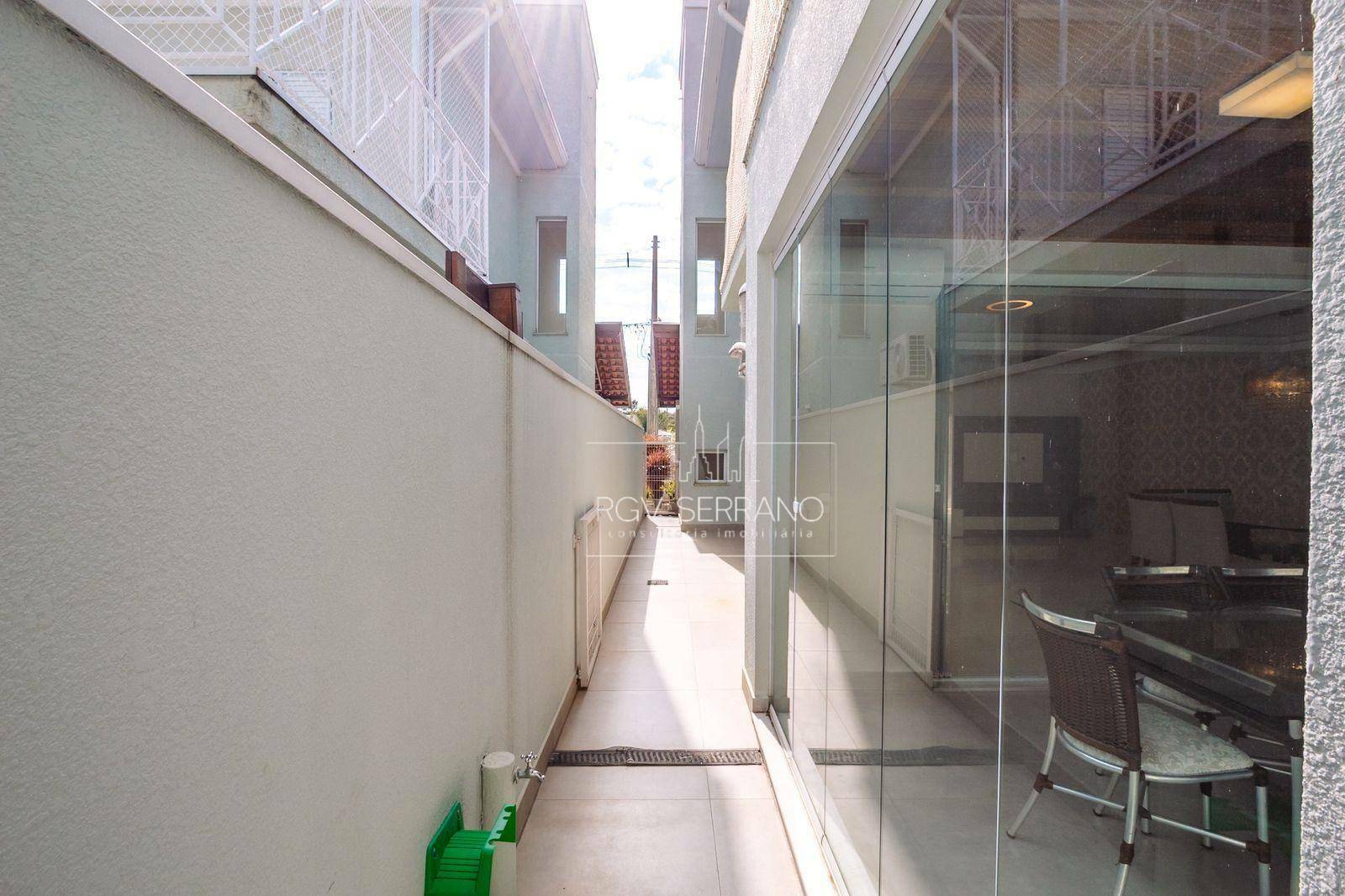 Sobrado à venda e aluguel com 3 quartos, 180m² - Foto 27