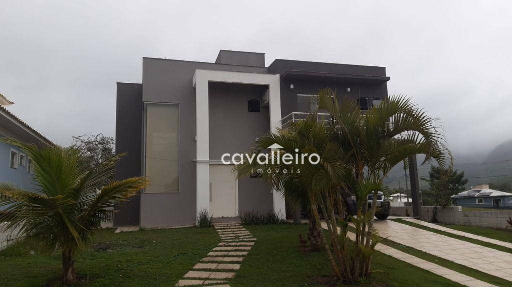 Casa de Condomínio à venda com 4 quartos, 240m² - Foto 2