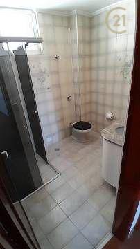 Apartamento à venda com 2 quartos, 75m² - Foto 12