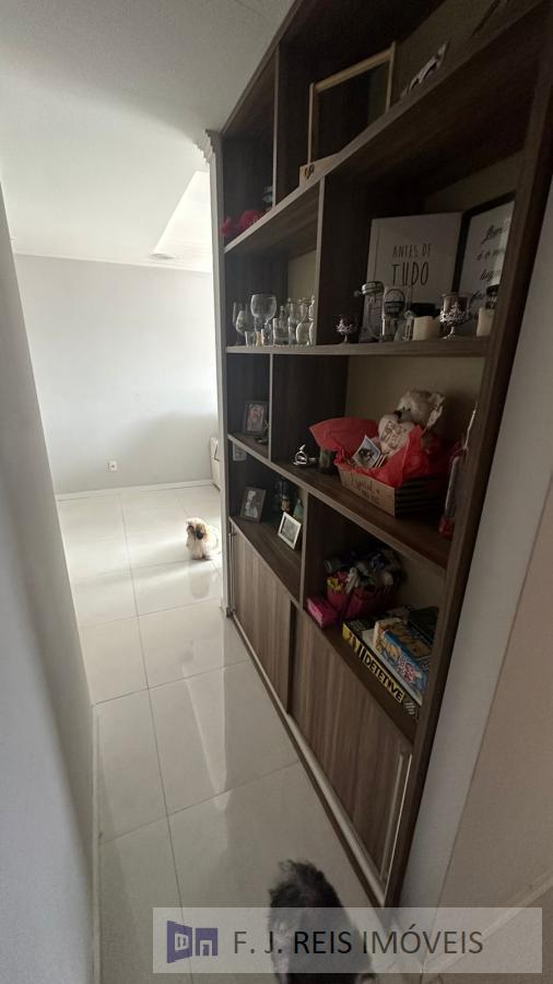 Apartamento à venda com 3 quartos, 77m² - Foto 5