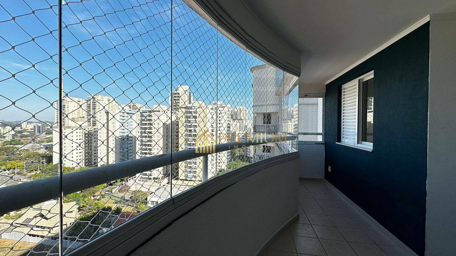 Apartamento à venda com 2 quartos, 68m² - Foto 1