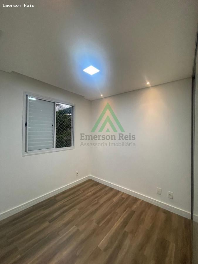 Apartamento à venda com 3 quartos, 63m² - Foto 4