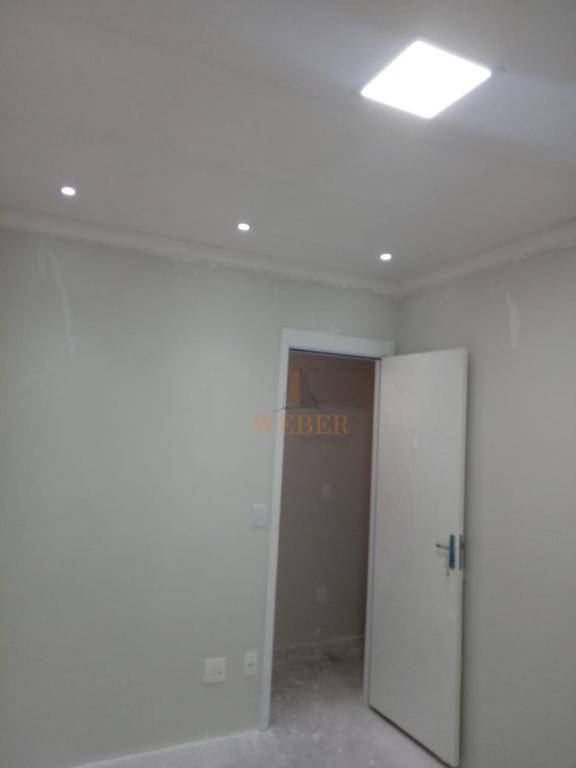 Apartamento à venda com 2 quartos, 50m² - Foto 8