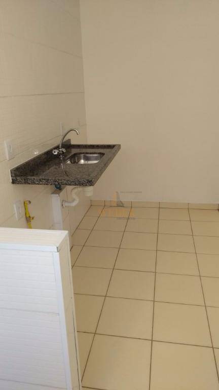 Apartamento à venda com 2 quartos, 45m² - Foto 20