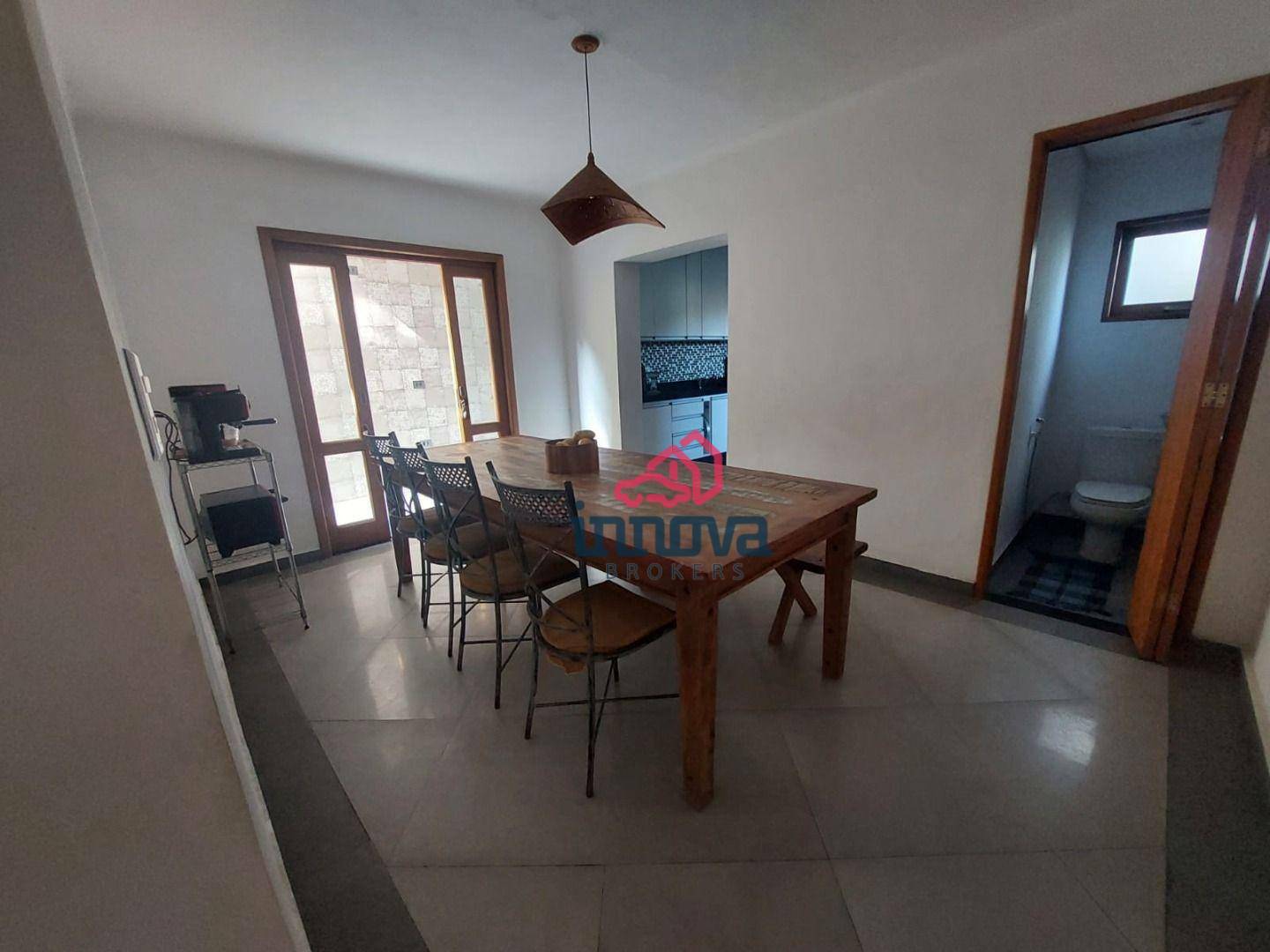 Sobrado à venda com 3 quartos, 160m² - Foto 1